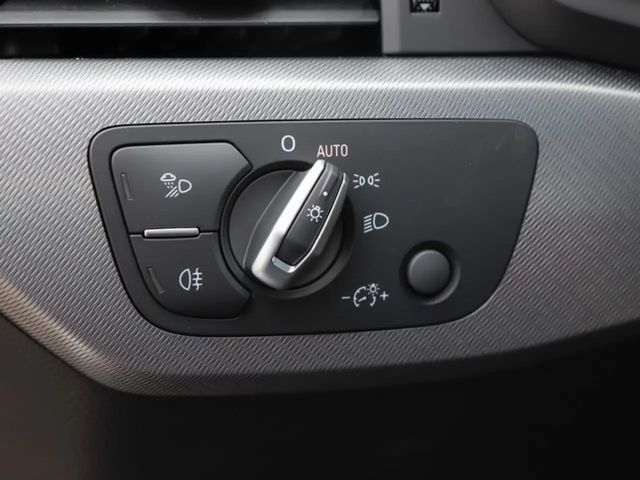 Audi A4 35 TDI Sedan