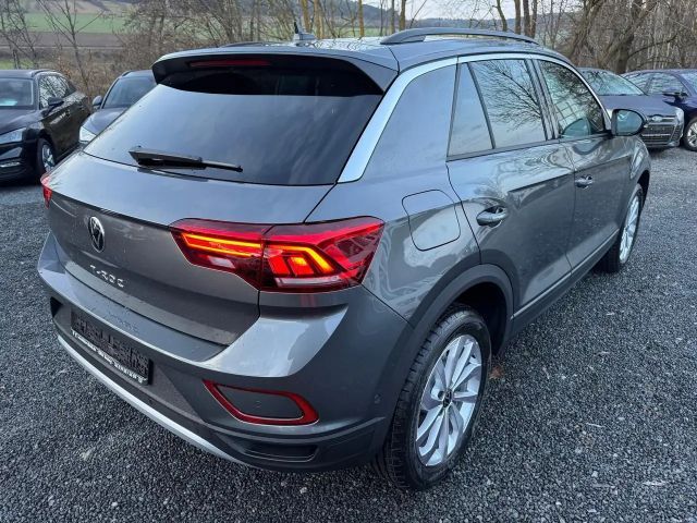 Volkswagen T-Roc 1.5 TSI DSG Life
