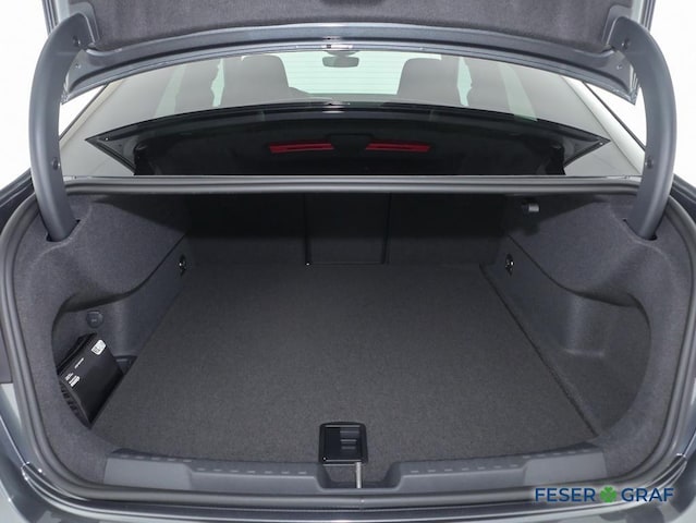 Audi RS3 Quattro S-Tronic Sedan