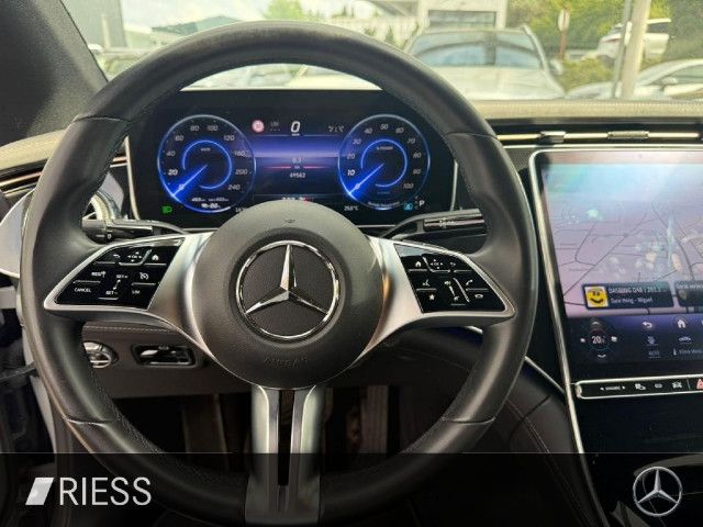 Mercedes-Benz EQE 300 Sedan