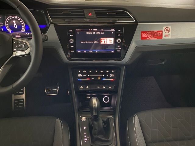 Volkswagen Touran 1.5 TSI DSG R-Line