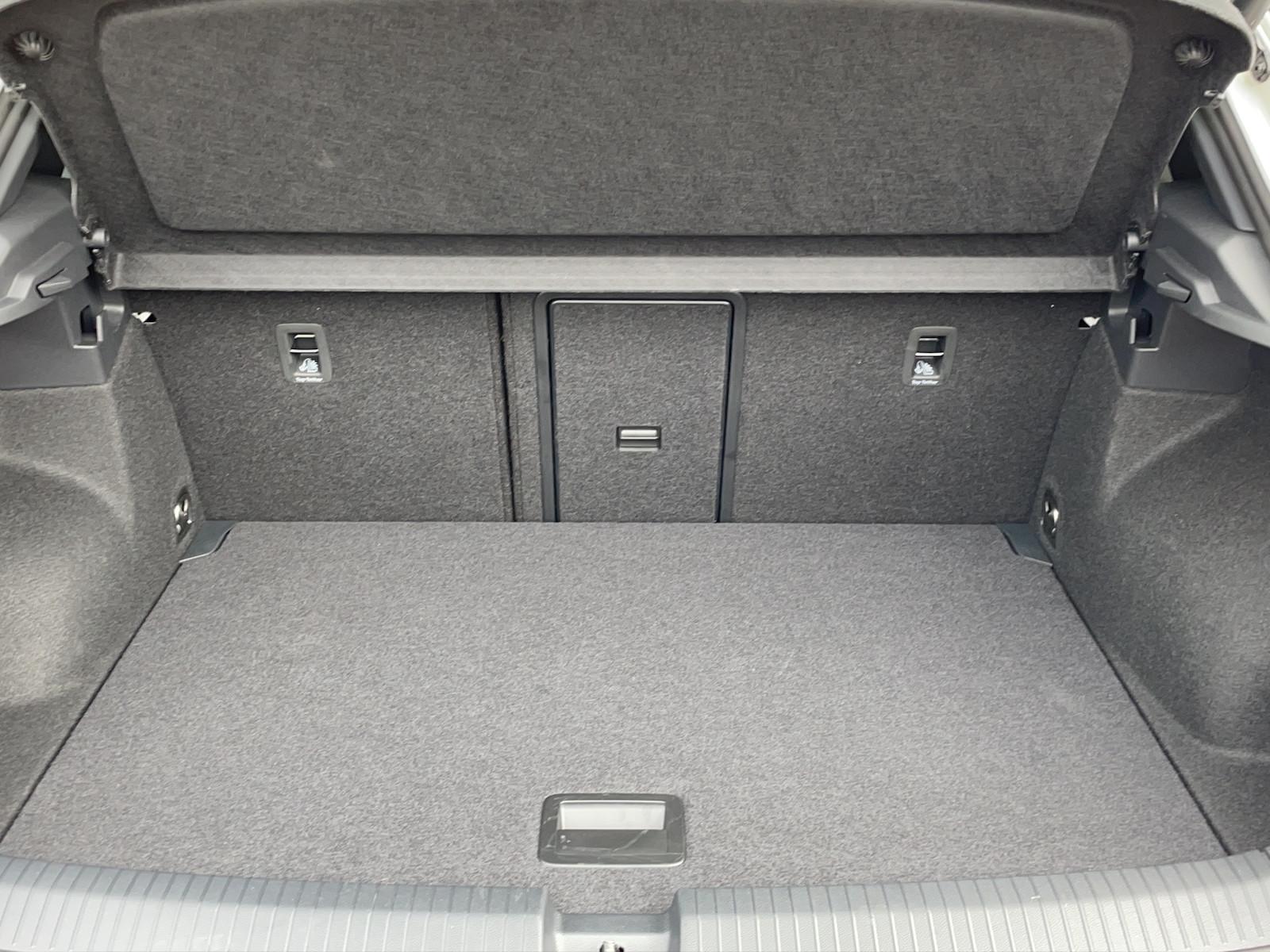 Volkswagen T-Roc 1.5 TSI DSG R-Line