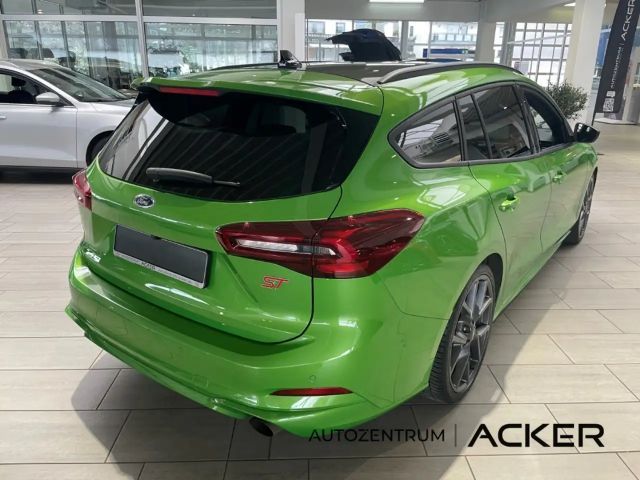 Ford Focus ST Line Wagon