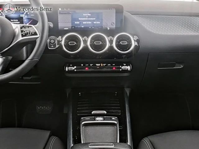 Mercedes-Benz B 200 Progressive