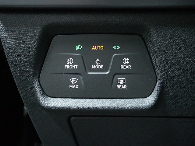 Cupra Leon Leon 1.5 eTSI  PDC SHZ KAMERA NAVI AHK ACC LED