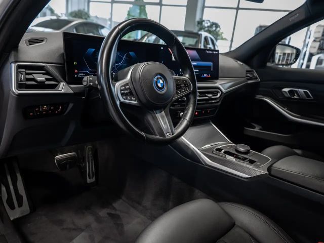 BMW 330 330e M-Sport Touring