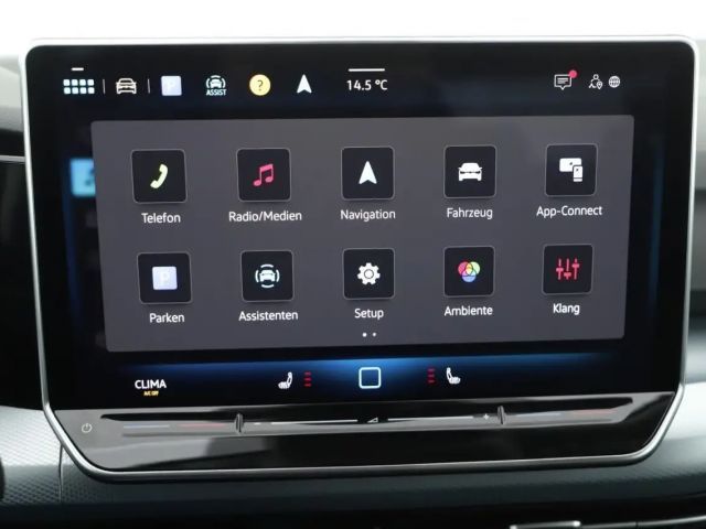 Volkswagen Golf 1.5 eTSI DSG Golf VIII