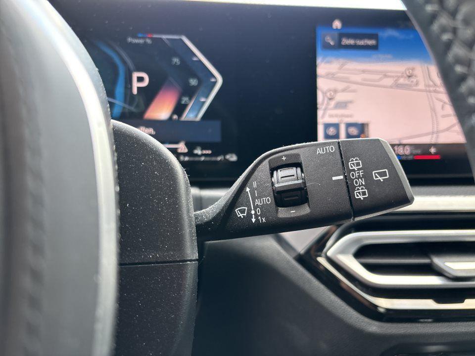 BMW 330 330e Touring xDrive