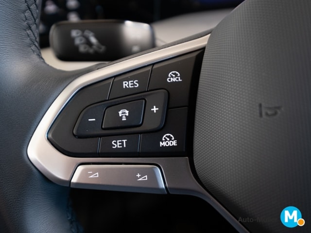 Volkswagen Golf 1.5 TSI Golf VIII