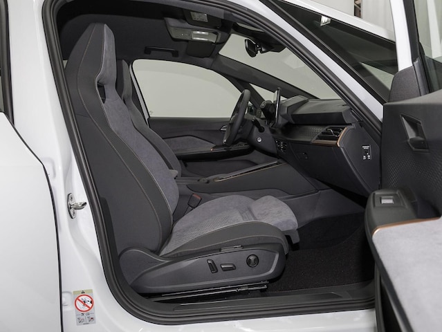 Cupra Born Born LM19 SITZHZ PRIVACY KAMERA ALLWETTER