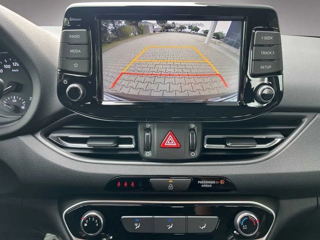 Hyundai i30 Hybrid Select