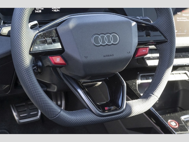 Audi RS3 Quattro S-Tronic Sedan