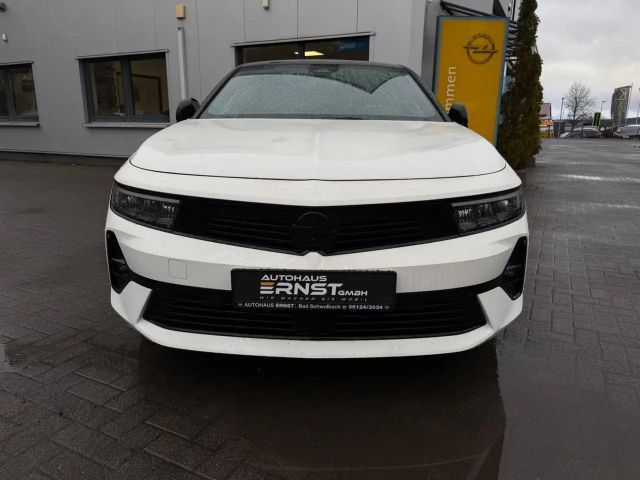 Opel Astra GS-Line Grand Sport