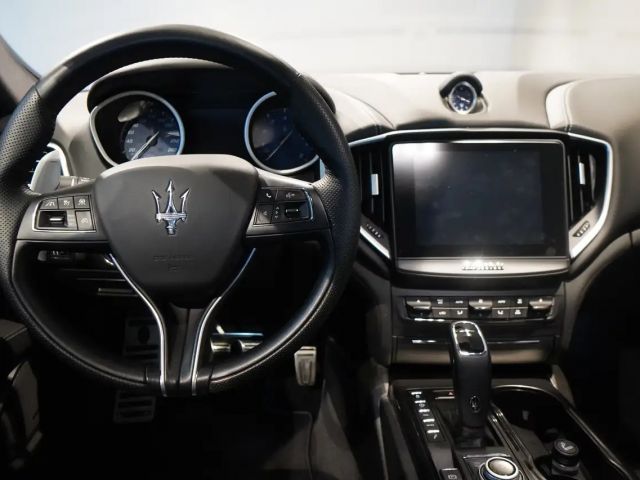 Maserati Ghibli GranSport