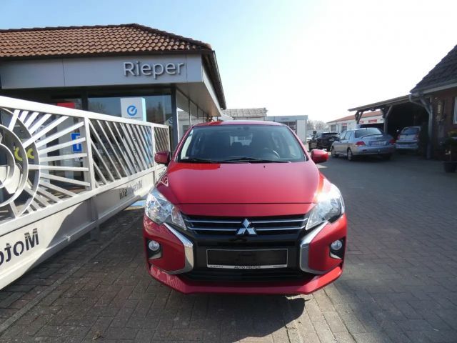 Mitsubishi Space Star Star