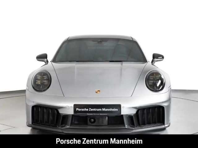 Porsche 992 Carrera Coupé GTS