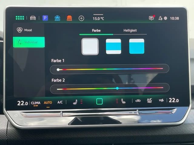 Volkswagen Golf 1.5 eTSI DSG Golf VIII R-Line