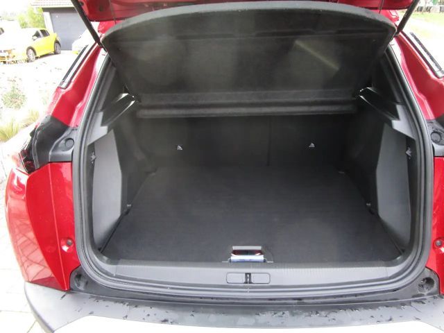 Peugeot E-2008 Active Pack
