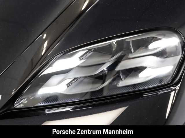Porsche Taycan 4S Cross Turismo