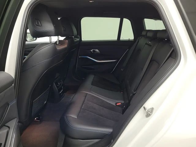 BMW 320 320e Touring xDrive