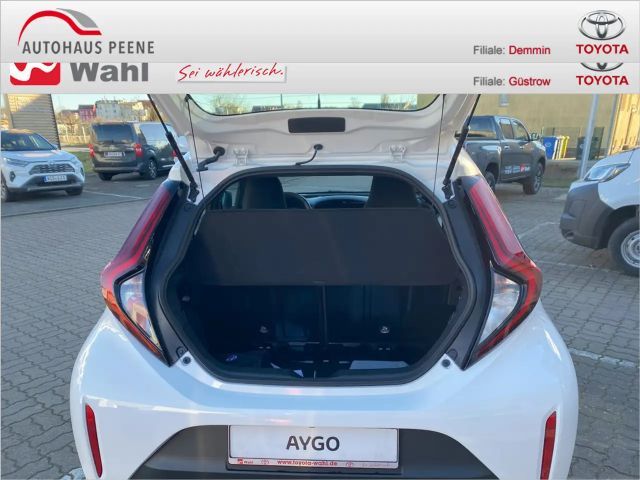 Toyota Aygo X 1.0 VVT-i Play