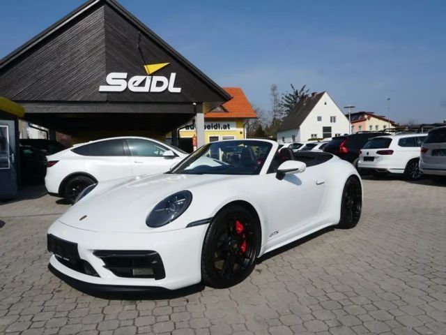 Porsche 911 Cabriolet Carrera GTS