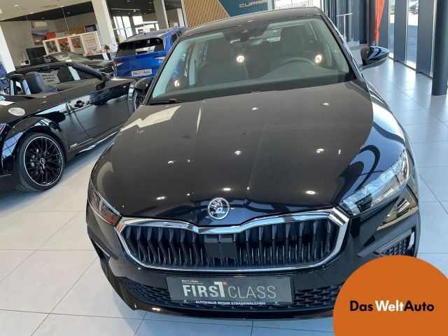 Skoda Scala Essence TSI