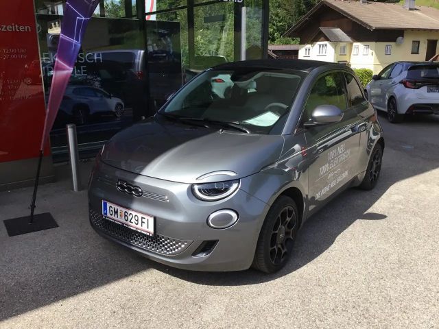 Fiat 500e 42 kWh La Prima