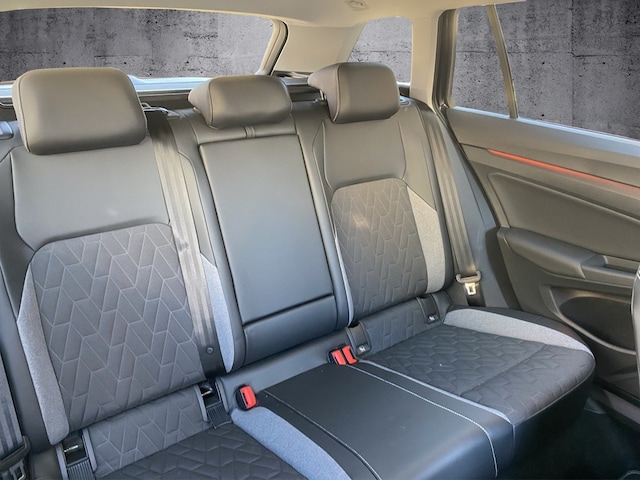 Volkswagen Golf 2.0 TDI DSG Variant