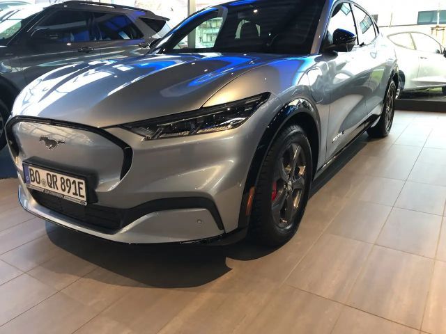 Ford Mustang Mach-E AWD