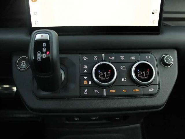 Land Rover Defender 90 D300