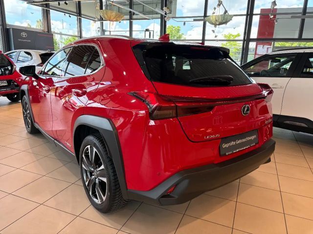Lexus UX 250h Style Edition