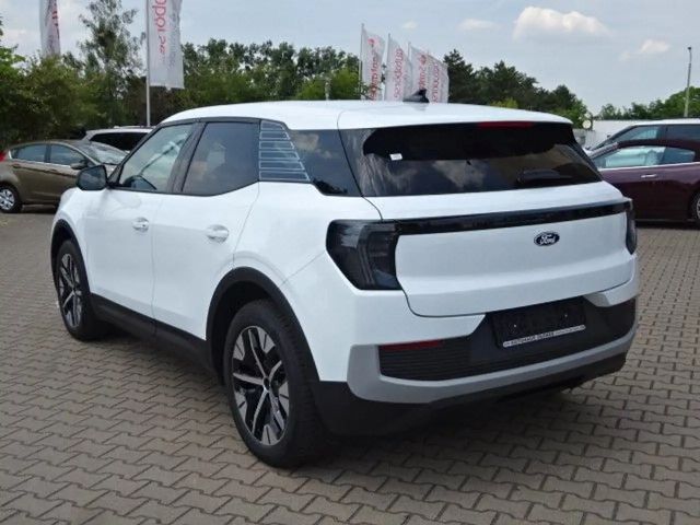 Ford Explorer Extended range RWD