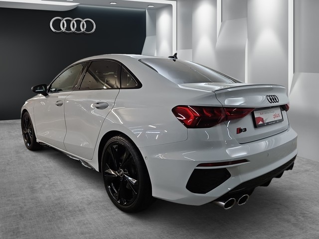 Audi S3 Quattro S-Tronic Sedan