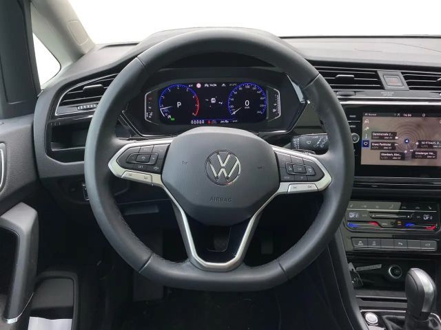 Volkswagen Touran 1.5 TSI DSG Highline R-Line