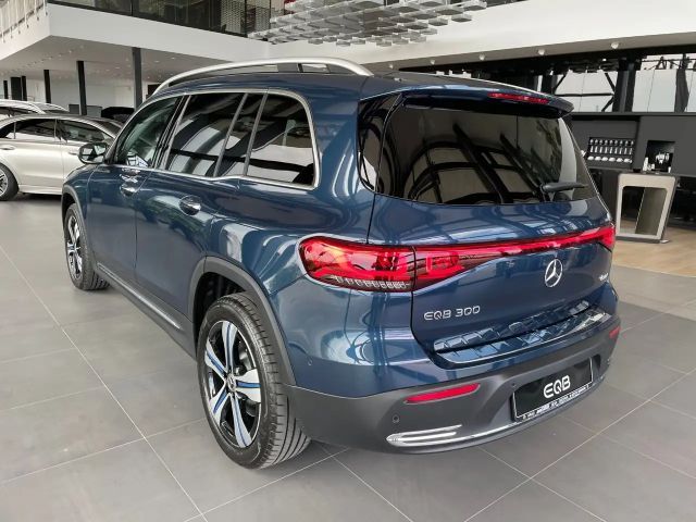 Mercedes-Benz EQB 300 4MATIC Electric Art