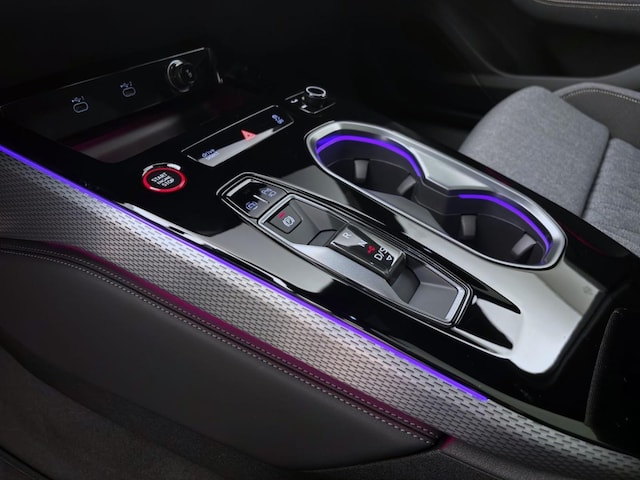 Audi A6 Avant Quattro S-Tronic