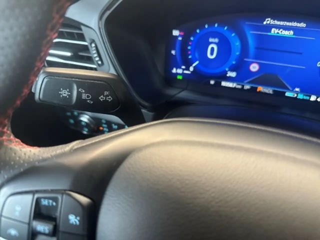 Ford Kuga Plug in Hybrid ST Line X