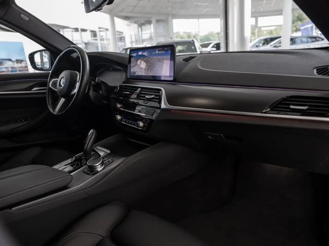 BMW 520 520d M-Sport Touring