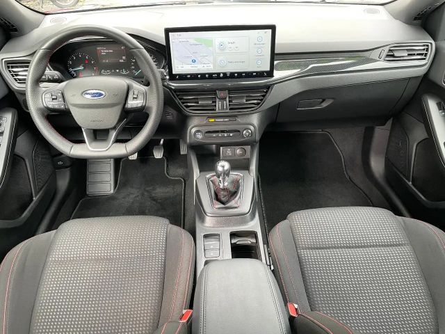 Ford Focus ST Line Wagon