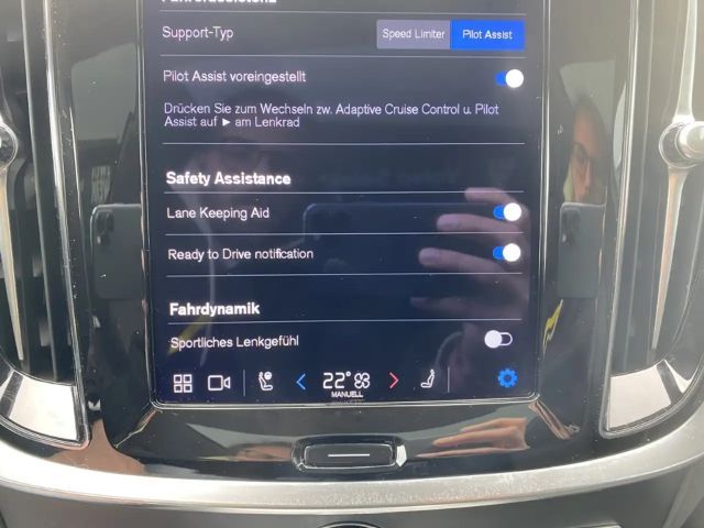 Volvo V60 Cross Country AWD Ultimate