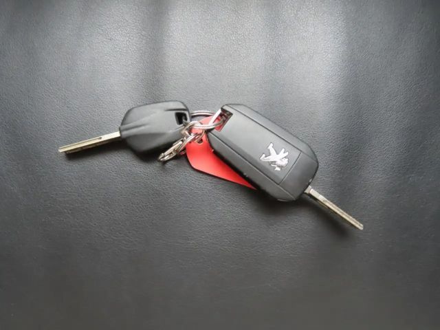 Peugeot 2008 Allure Pack PureTech