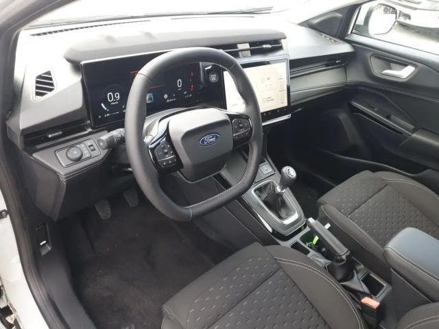 Ford Puma EcoBoost Titanium