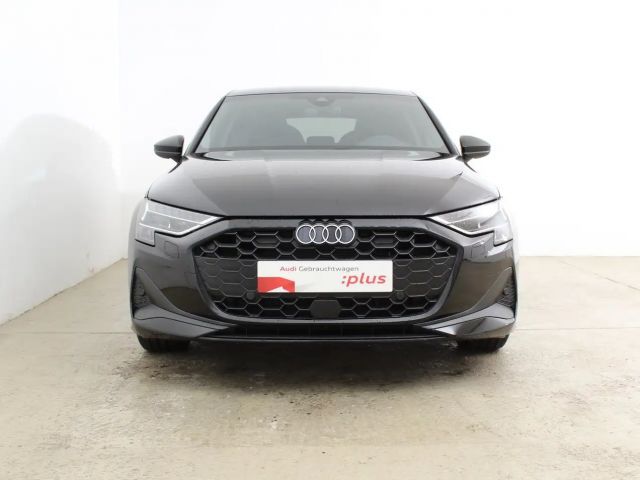 Audi A3 30 TDI Sedan