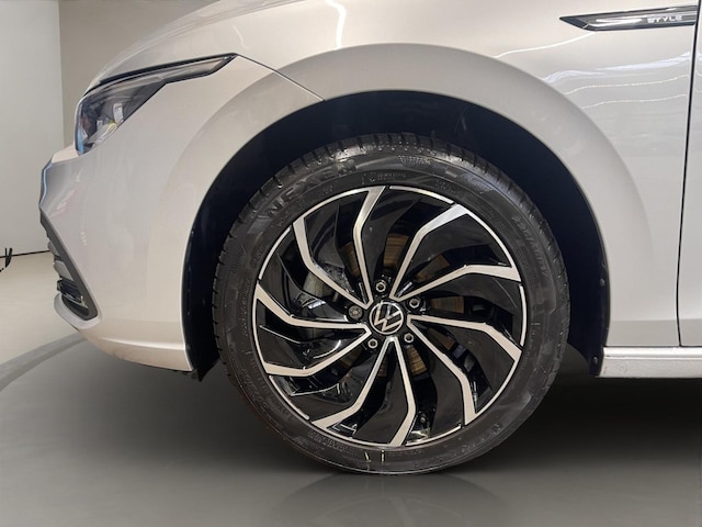 Volkswagen Golf 1.5 eTSI Golf VIII