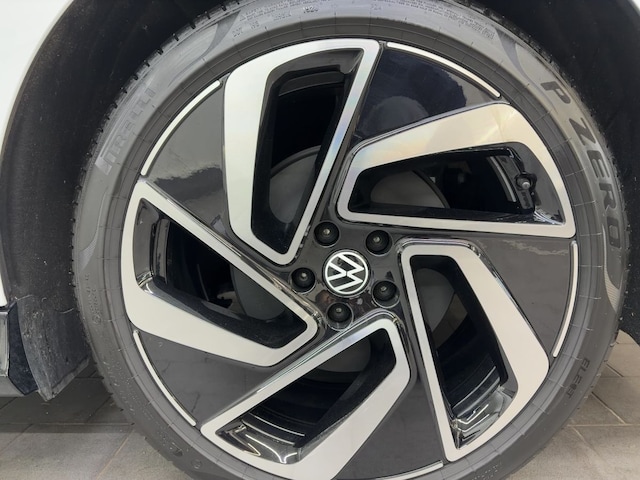 Volkswagen ID.7 Pro Tourer