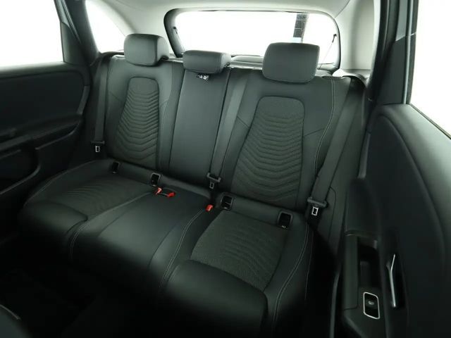 Mercedes-Benz B 250 B 250 e Style