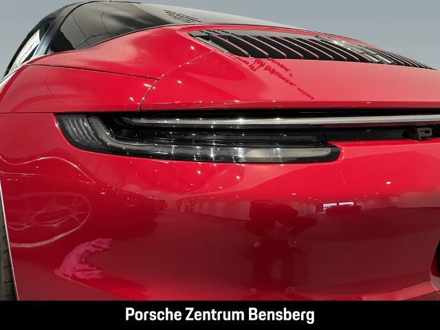 Porsche 992 4 Cabrio GTS Targa