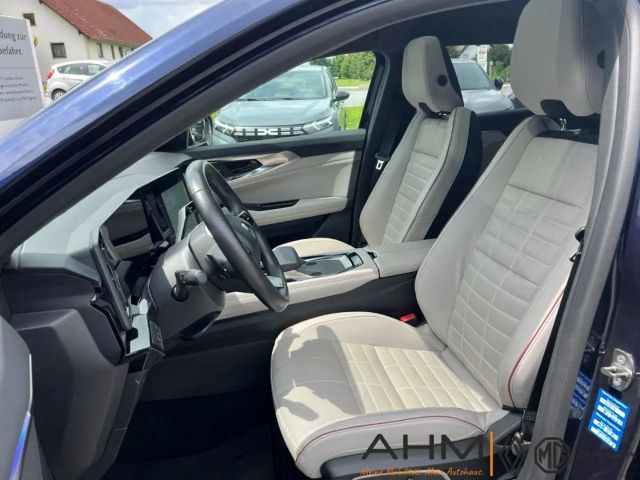 Renault Espace E-Tech Hybrid Iconic