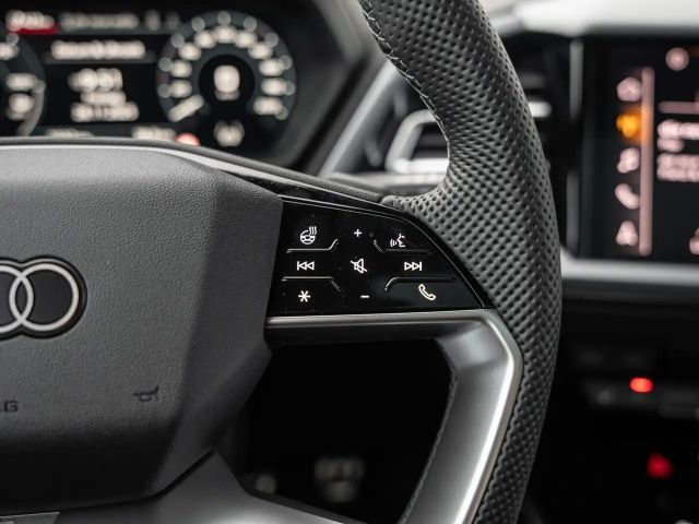 Audi Q4 e-tron Q4 45 e-tron Matrix/Pano/AHK/ACC/SONOS/uvm.